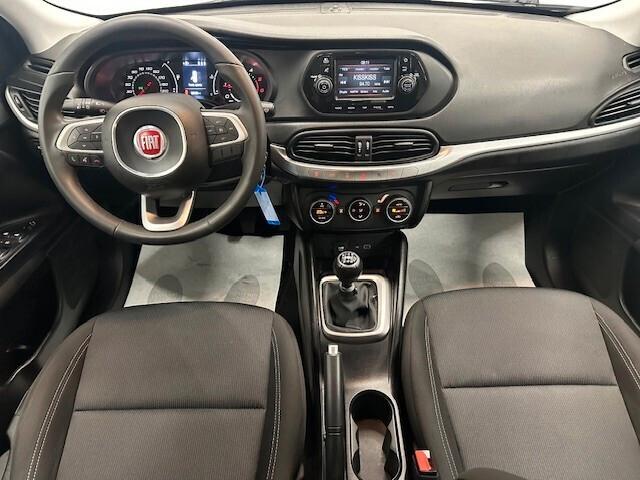 Fiat Tipo 4p 1.6 mjt Easy 120cv my19 * 32.000 KM * EURO6 *