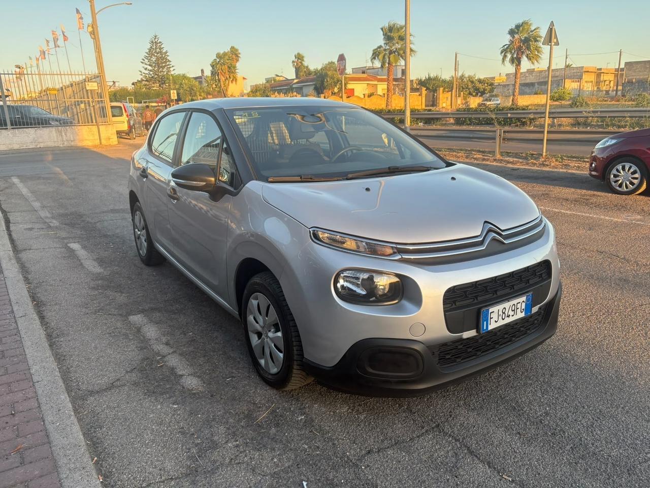 Citroen C3 BlueHDi 75 S&S Van Live 2017