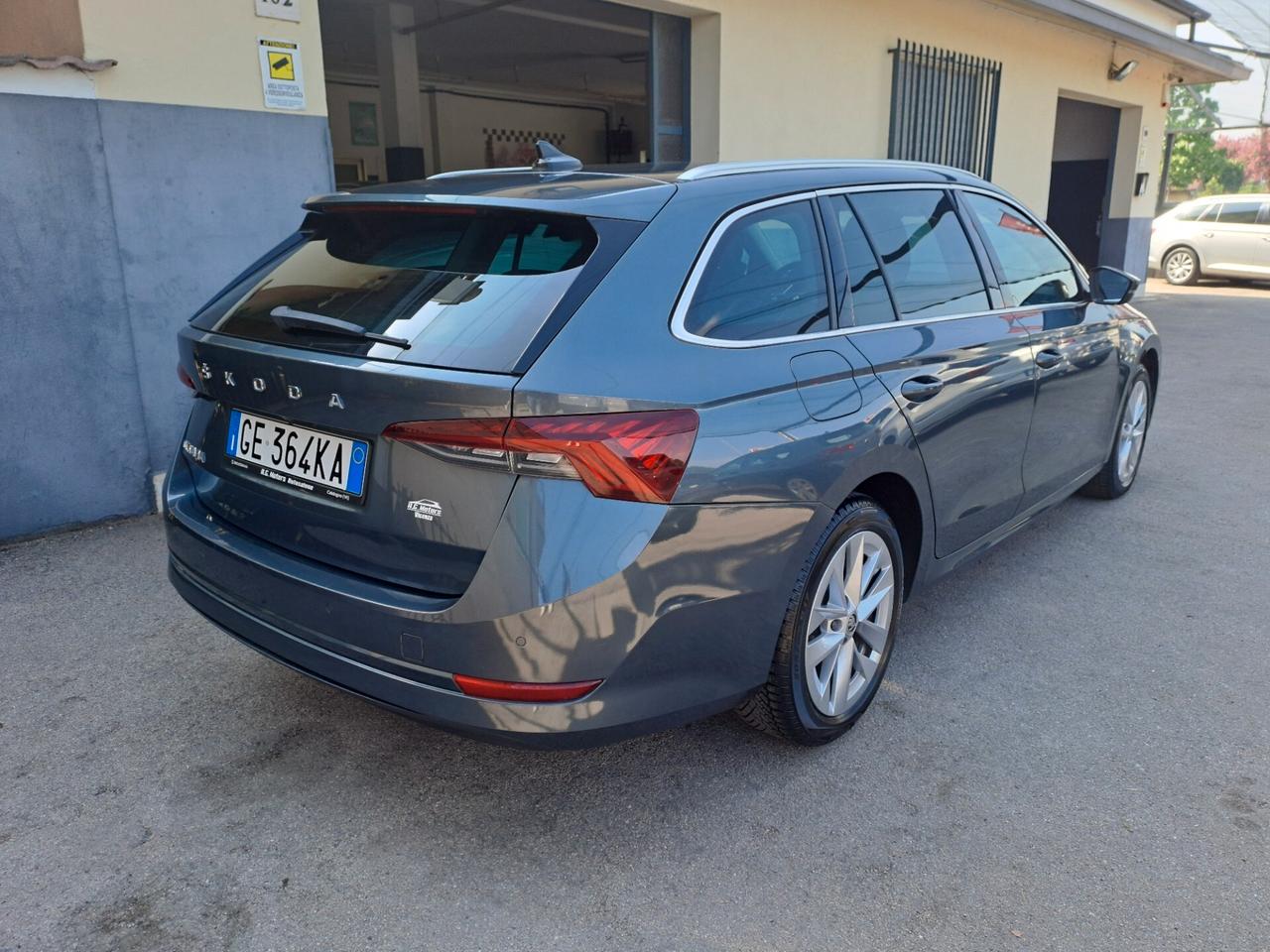 Skoda Octavia 2.0 TDI 150CV DSG STYLE