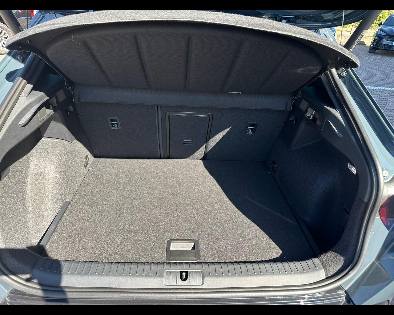 CUPRA Nuova CUPRA Formentor Formentor 1.5 Hybrid 110 kW (150 CV) mHEV DSG 7 marce 2WD