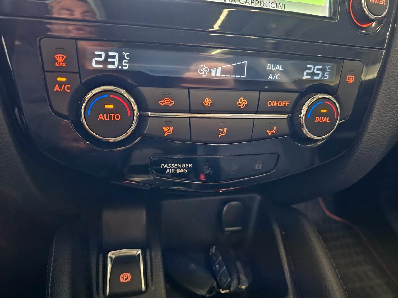 Nissan Qashqai 1.5 dCi N-Connecta