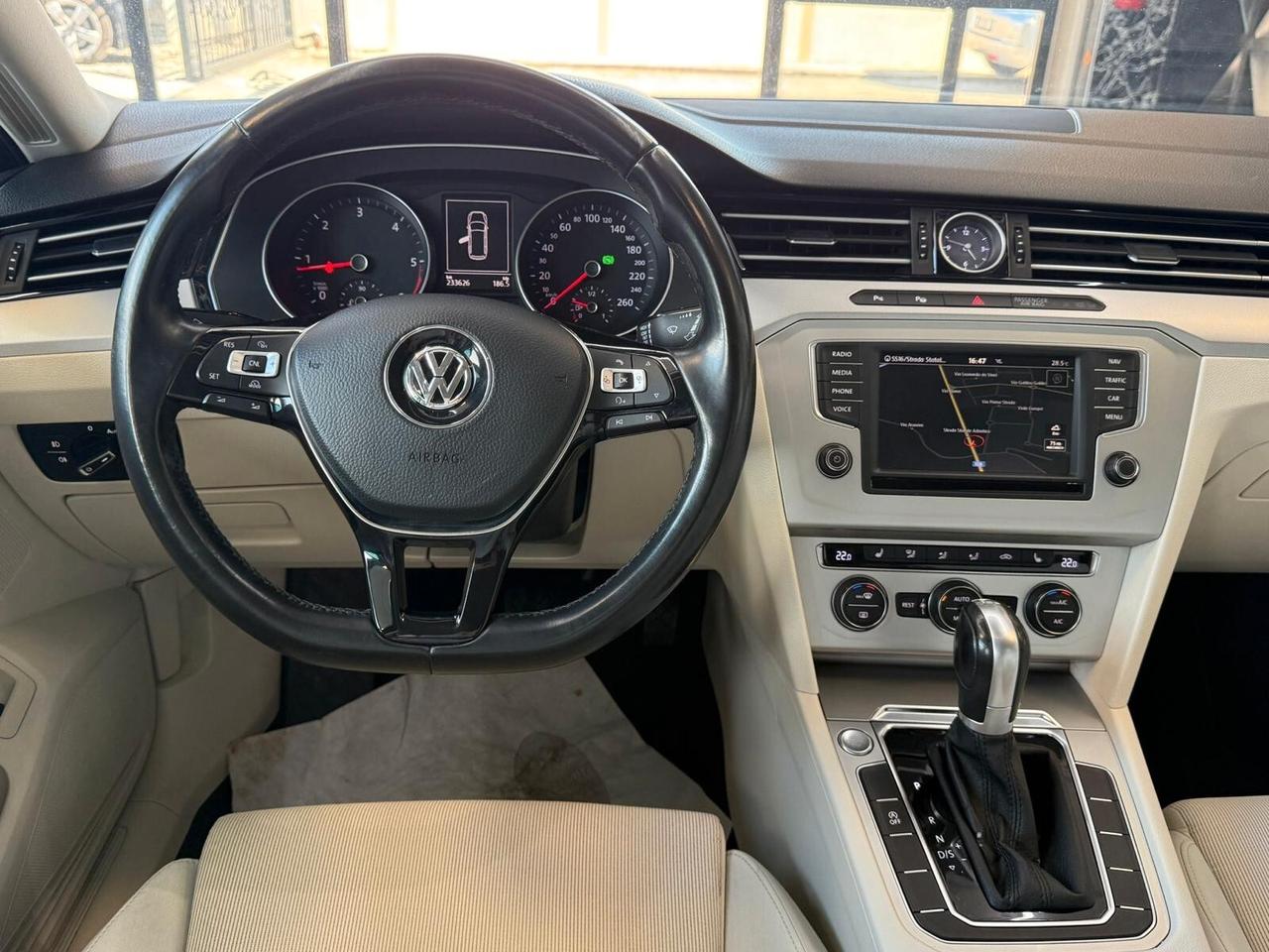 Volkswagen Passat Variant 1.6 TDI DSG Comfortline BlueMotion Tech.