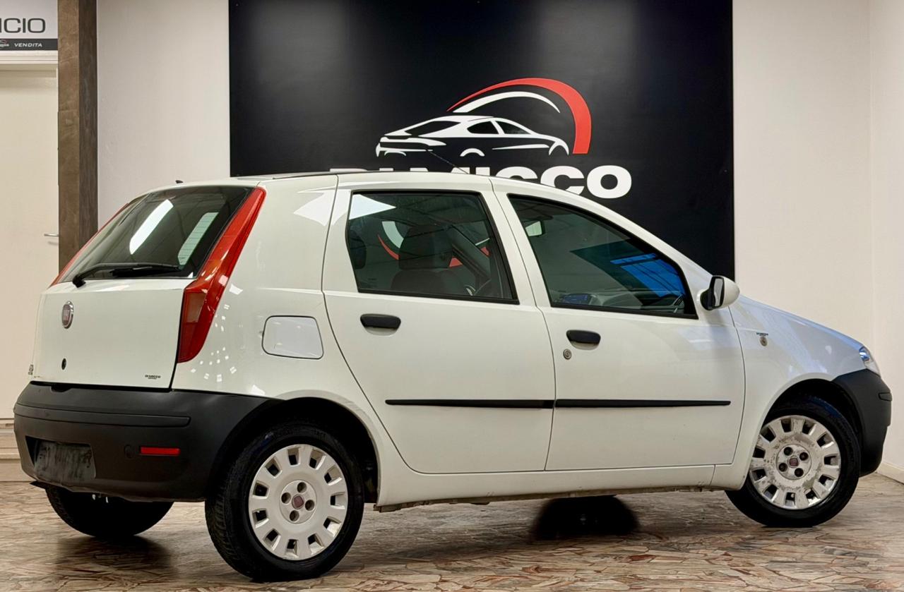 Fiat Punto 1.3 MJT 16V 5p. 4p.ti Active Van
