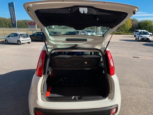 Fiat Panda 0.9 TwinAir Turbo Natural Power Lounge