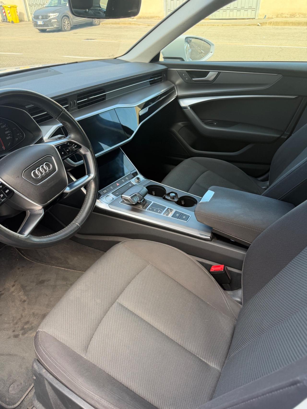Audi A6 Avant 40 2.0 TDI S tronic Business Avant