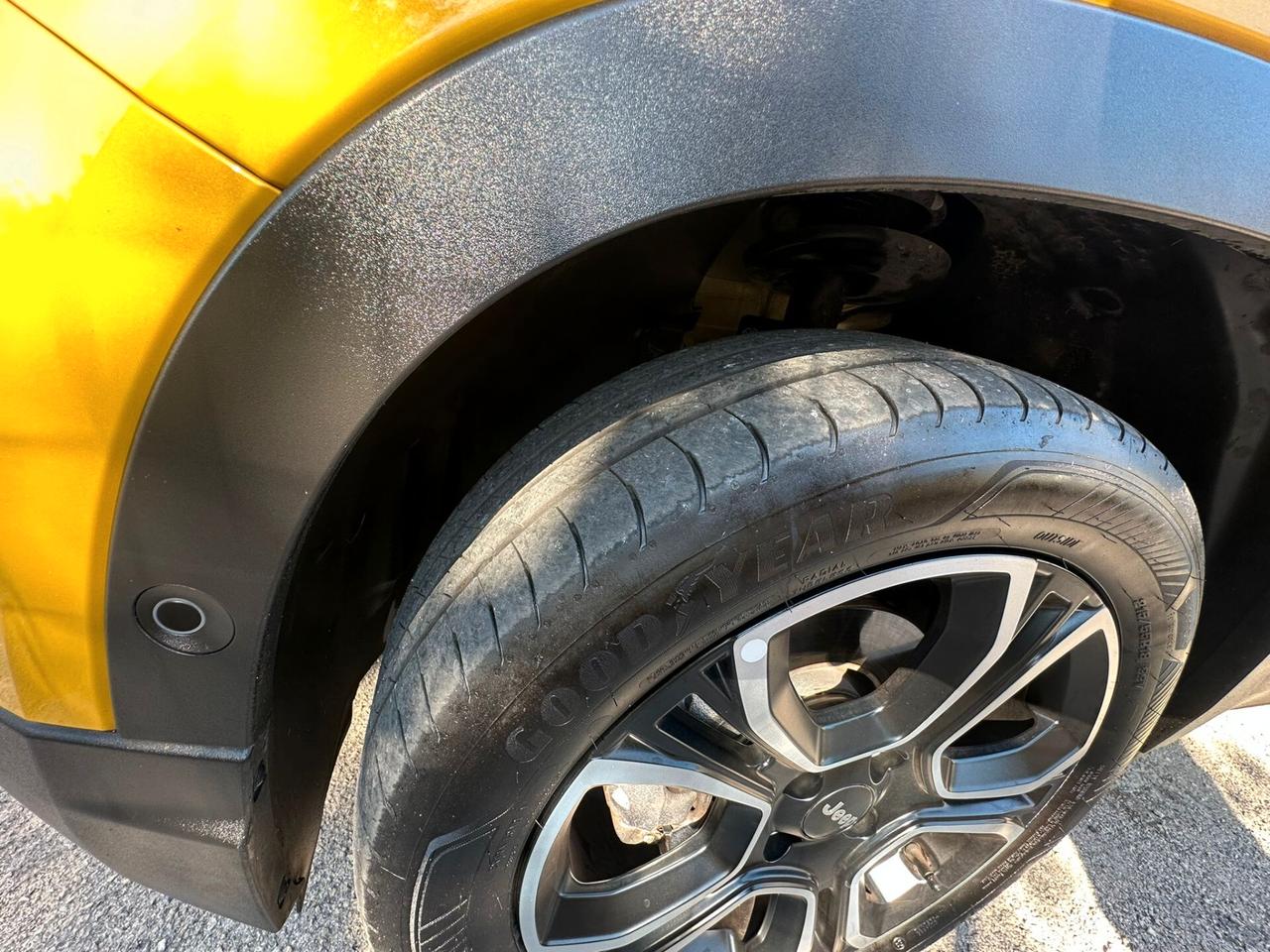 Jeep Avenger 1.2 Turbo 100 CV MHEV Summit