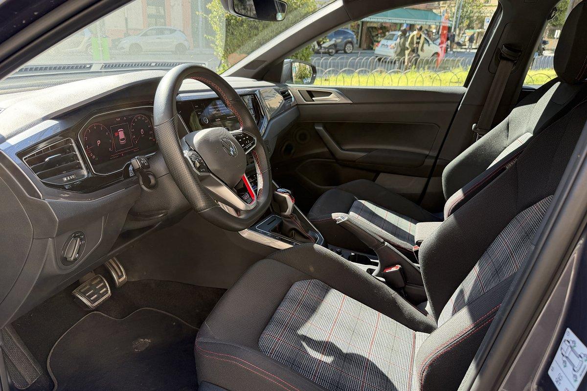 VOLKSWAGEN Polo 2.0 TSI DSG GTI