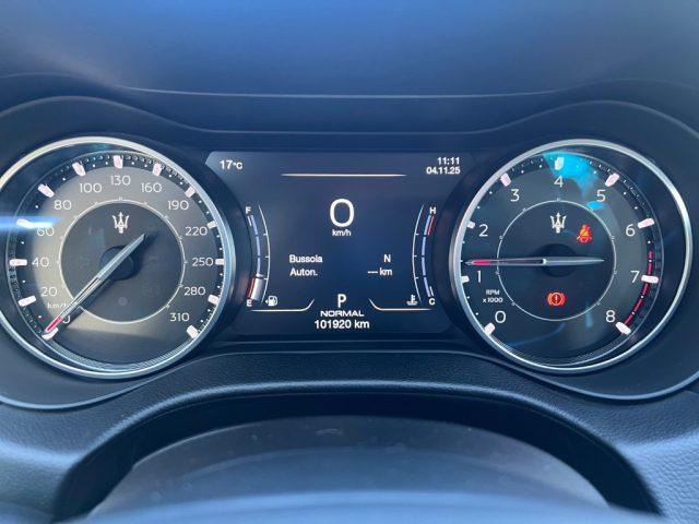 MASERATI Ghibli L4 330 CV MHEV Gransport