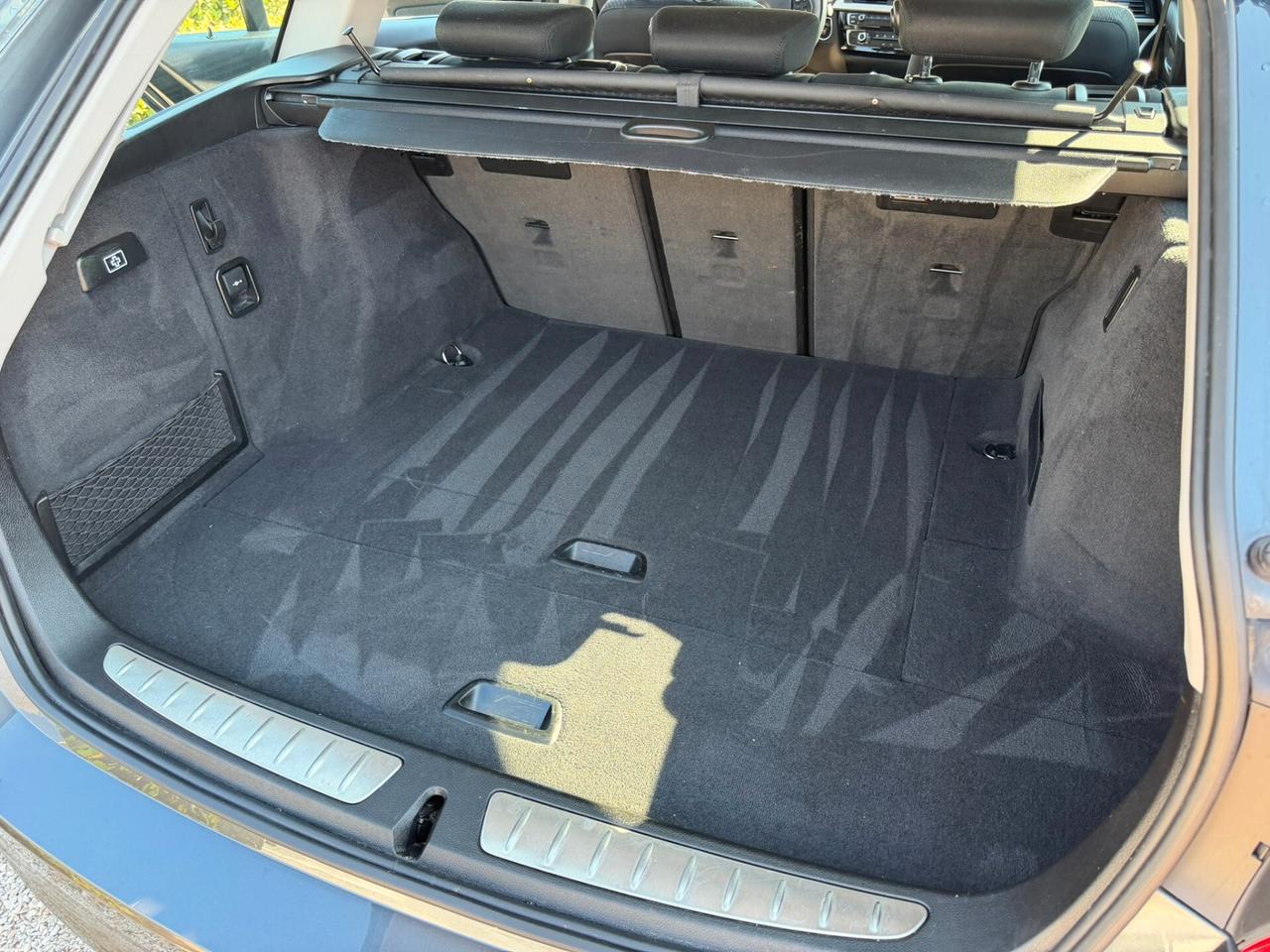 Bmw 320d Touring Business Advantage aut.