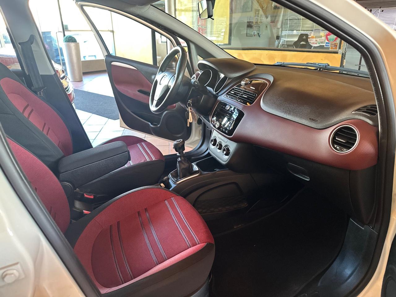 Punto Evo 1.4 150° Natural Power motore con 90.000km