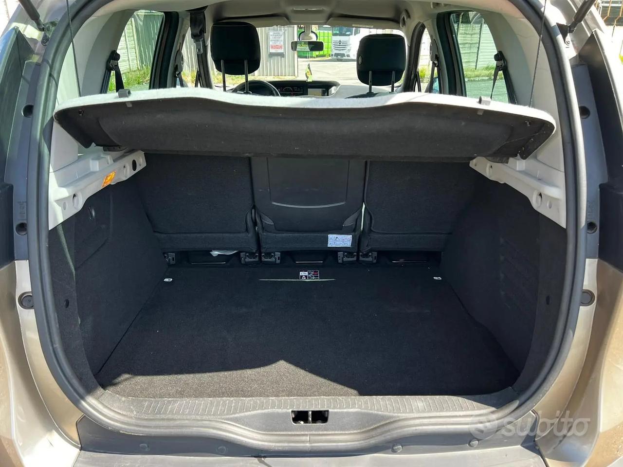 RENAULT SCENIC CAMBIO AUTOMATICO 12 MESI GARANZIA