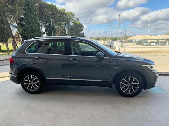 VOLKSWAGEN Tiguan 2.0 TDI 150 CV SCR DSG Life