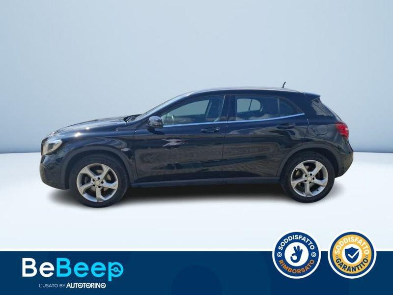 Mercedes-Benz GLA 200 D SPORT AUTO