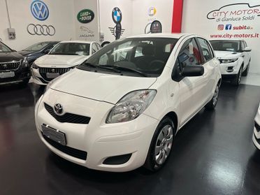Toyota Yaris 1.0 5 porte Sol