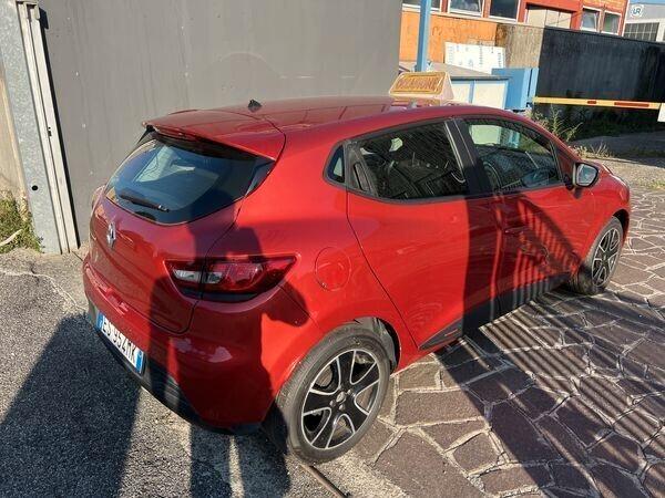 Renault Clio 1.2 75CV 5 porte Costume National