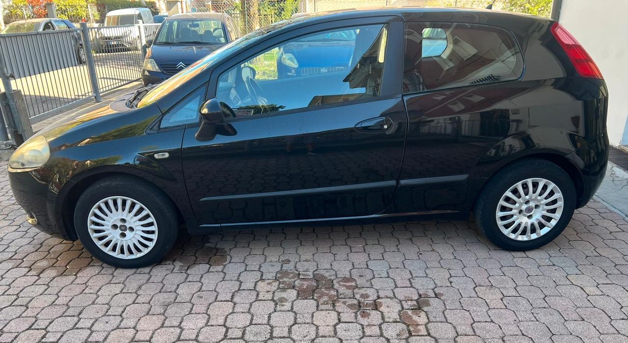 Fiat Grande Punto 1.3 MJT 90 CV 3p. Dynamic