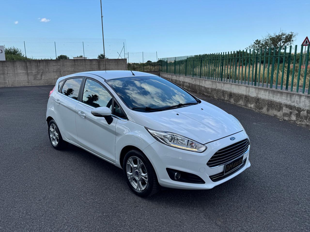 Ford Fiesta 1.5 TDCi 75CV 5 porte Titanium