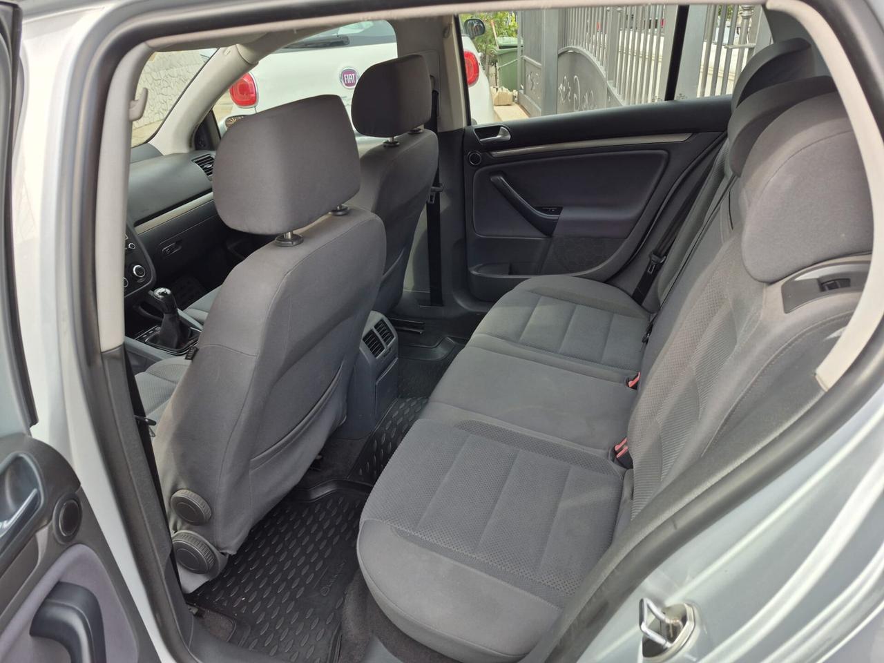 Volkswagen Golf 1.9 TDI DPF 5p. 5m. GT Sport