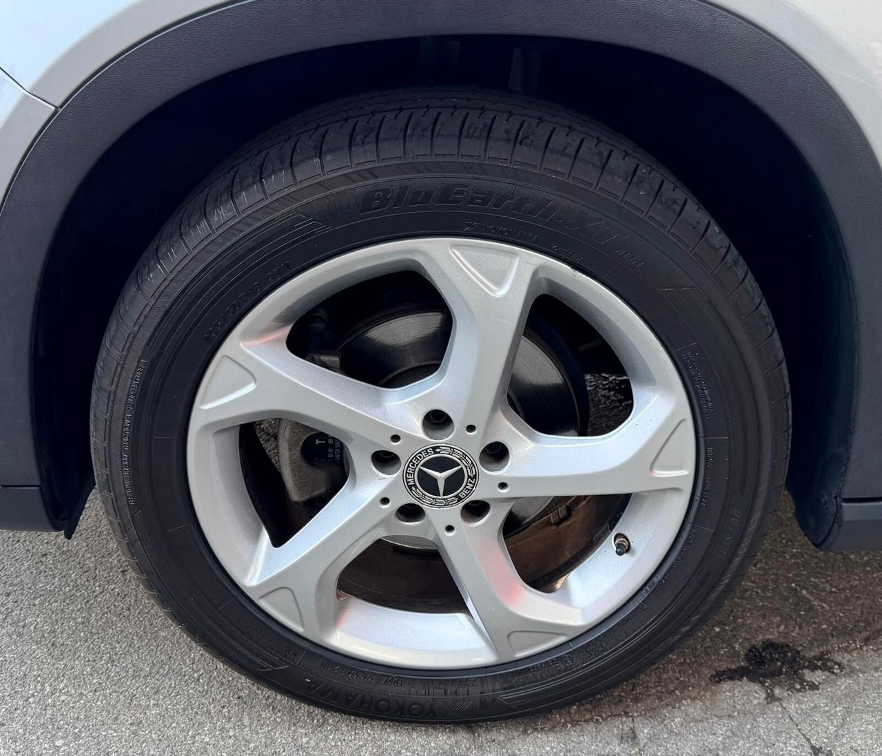 MERCEDES-BENZ GLA 180 1.6 PREMIUM 122CV - FULL LED