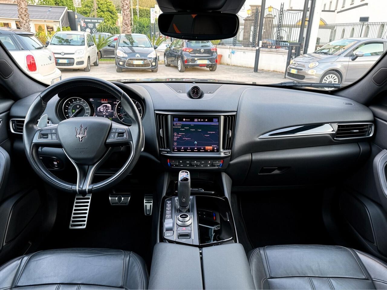 Maserati Levante 3.0 V6 Gransport 350CV Q4