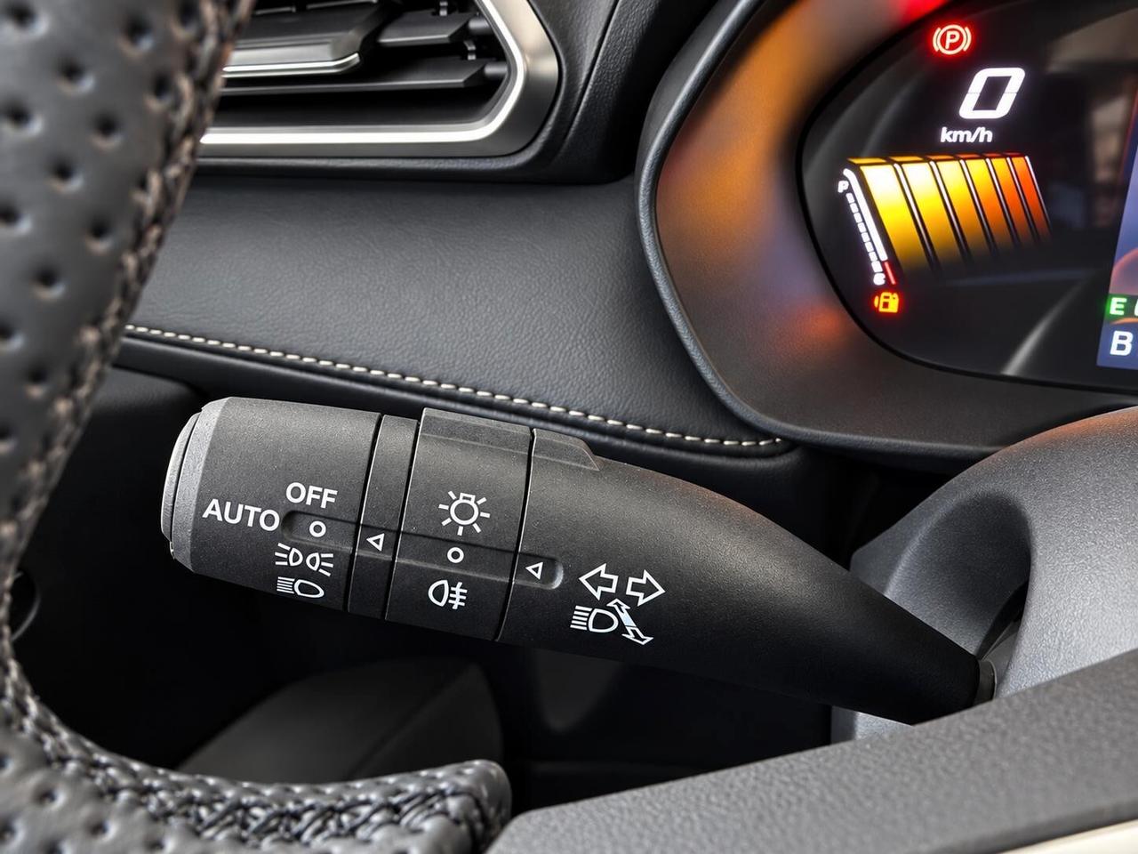 Mg ZS 1.5 Hybrid+ Luxury 102 cv