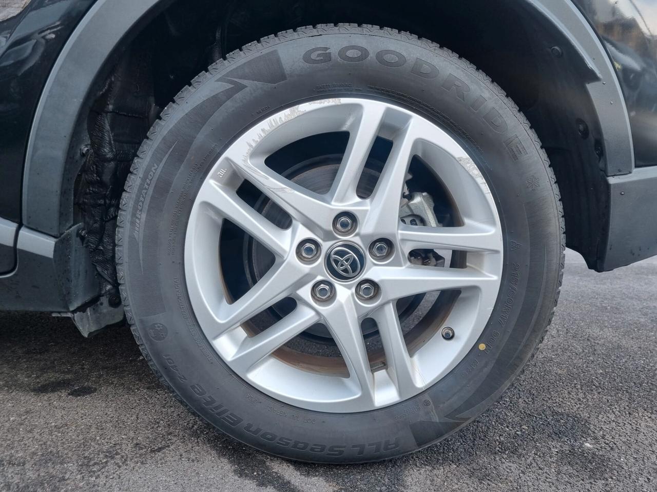 Toyota C-HR 1.8 Hybrid E-CVT Business