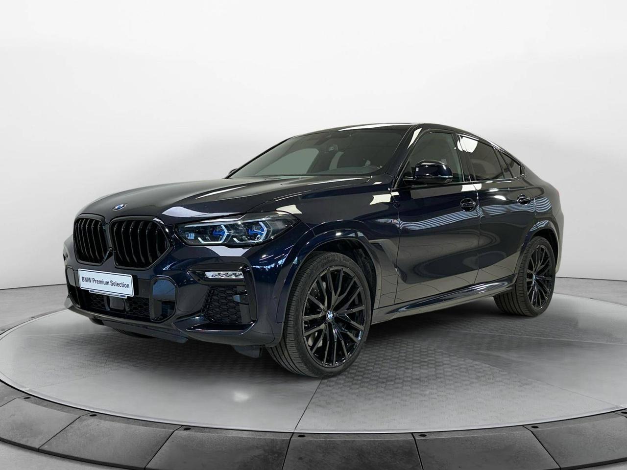 BMW X6 M50i