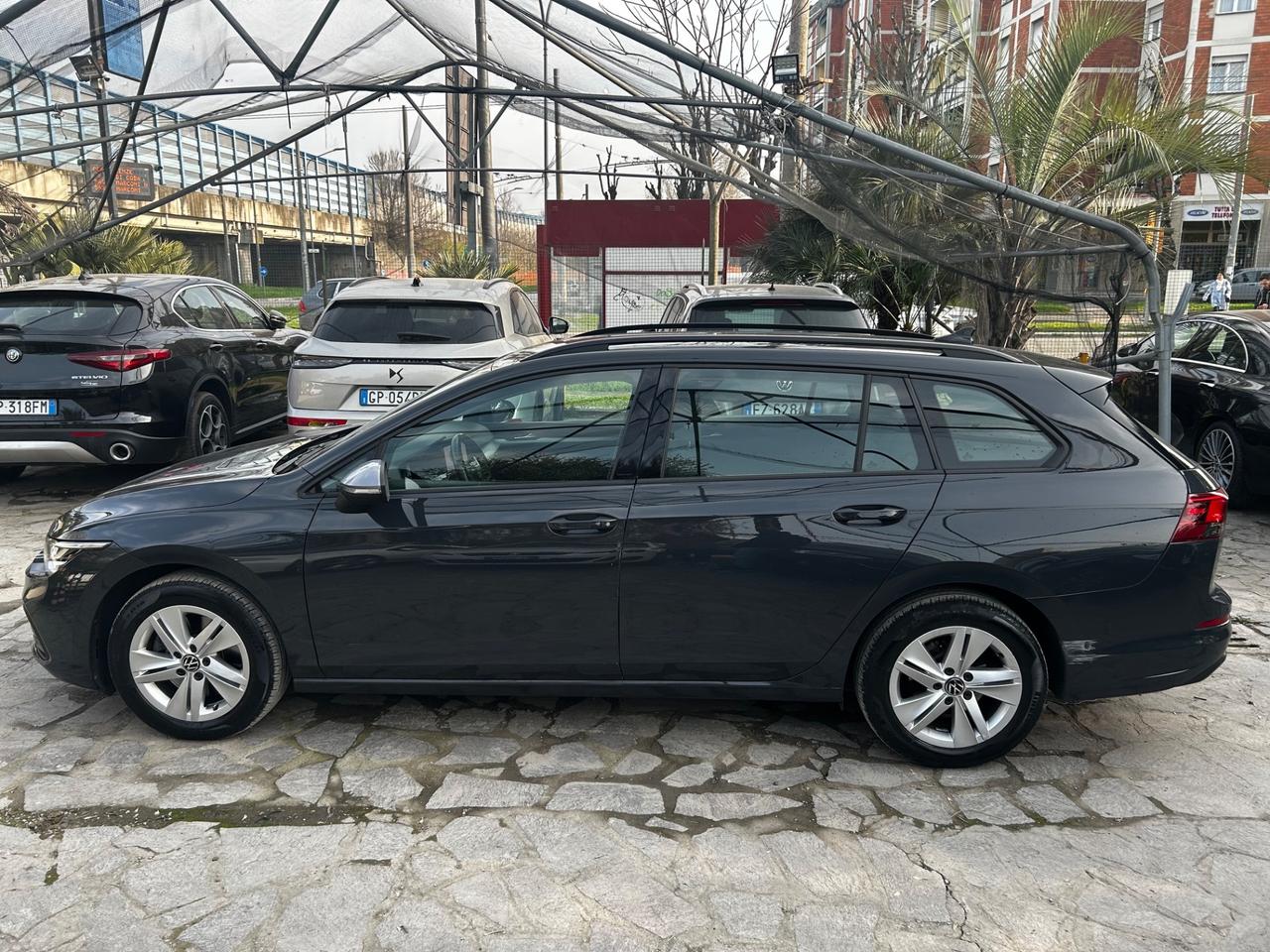 Volkswagen Golf Variant 2.0 TDI SCR Neopatentati