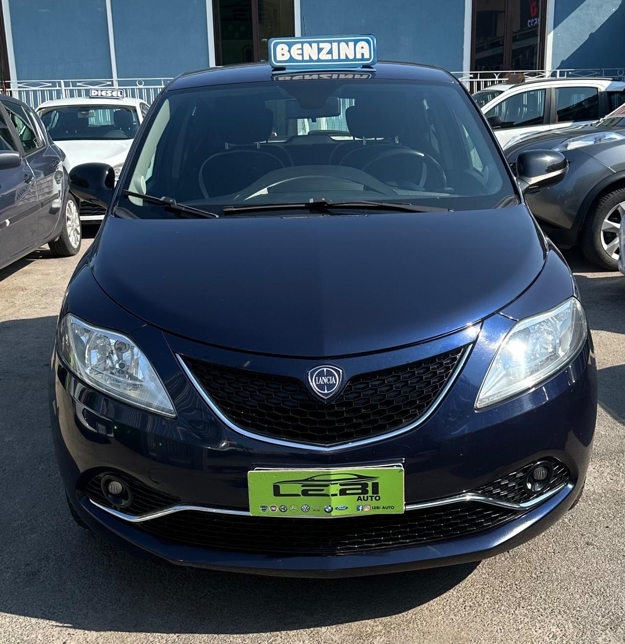 Lancia Ypsilon 1.2 BENZ. 69 CV 5 porte Silver 2016