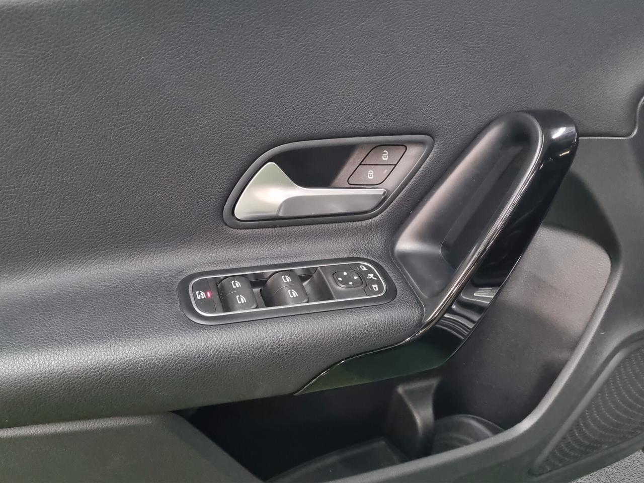 Mercedes-benz A 180 d Automatic Business Extra