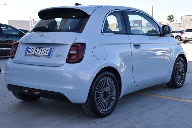FIAT 500e Berlina 42 kWh Icon