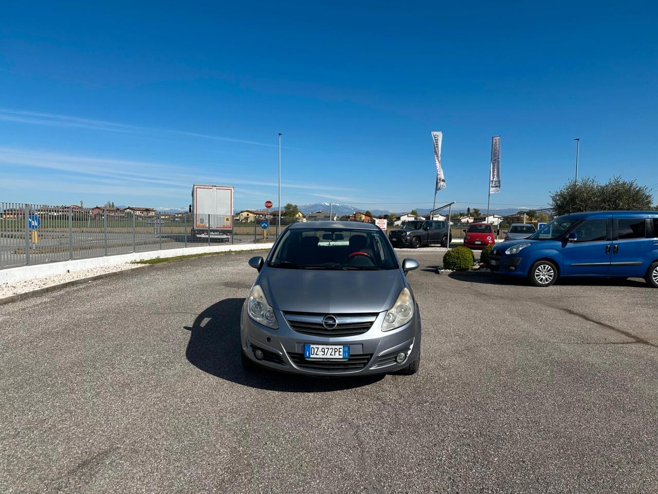 Opel Corsa 1.2 80CV 5 porte GPL-TECH Edition