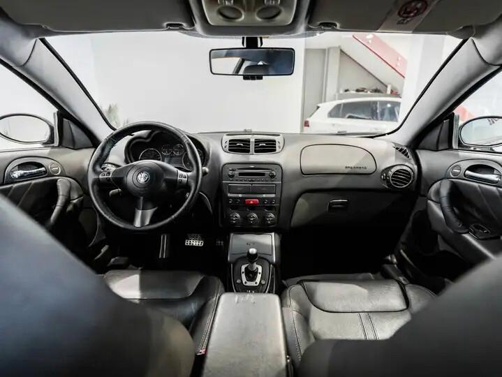 Alfa Romeo GT 1.8 16V TS Distinctive