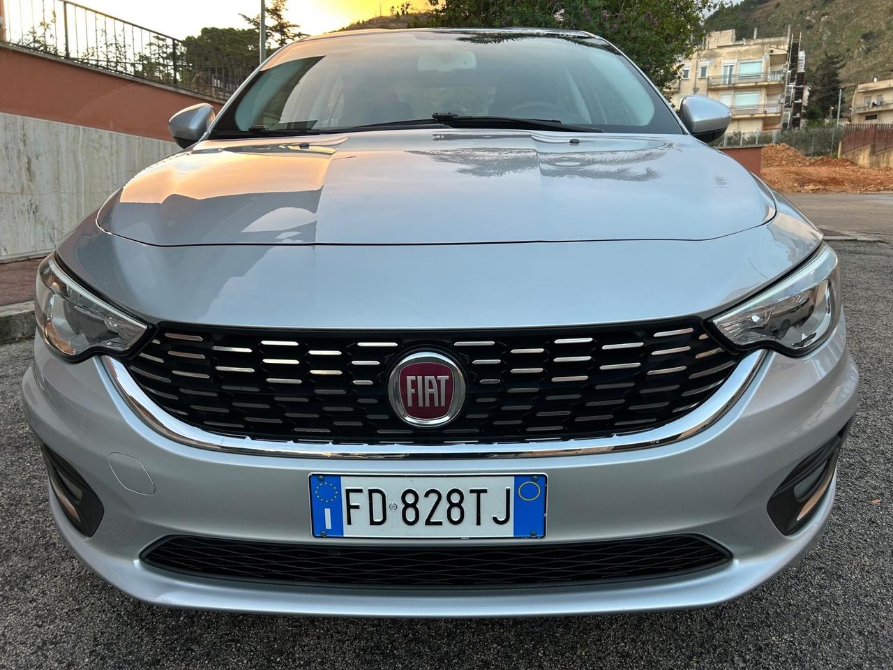 Fiat Tipo 1.6 Mjt lounge unico proprietario