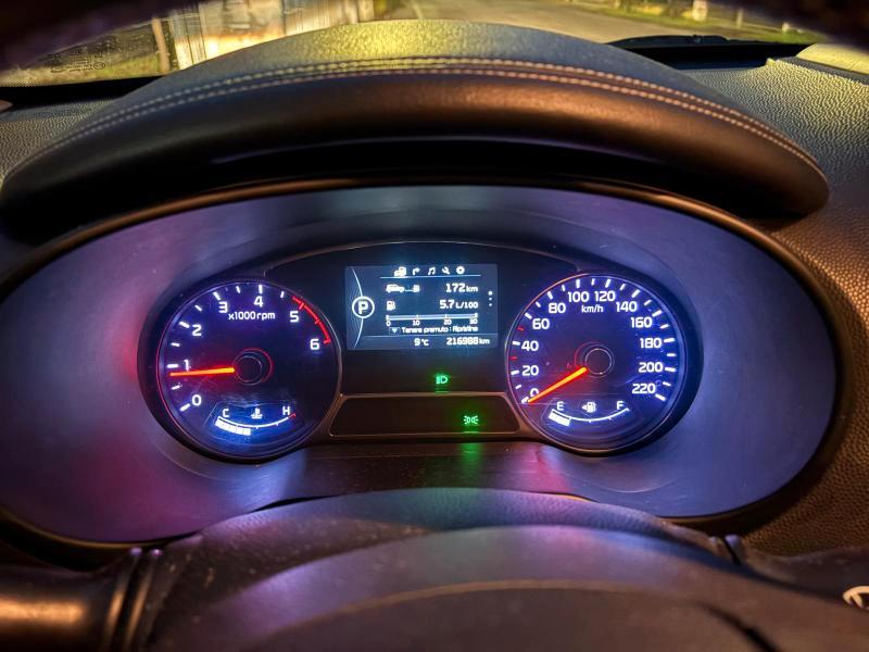 Kia Soul 1.6 crdi 16v Your Soul AUTOMATICO OK NEOPATENTATO