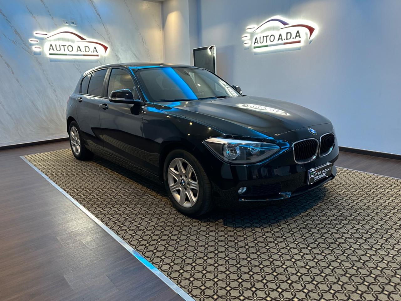 Bmw 118 118d 5p. Unique