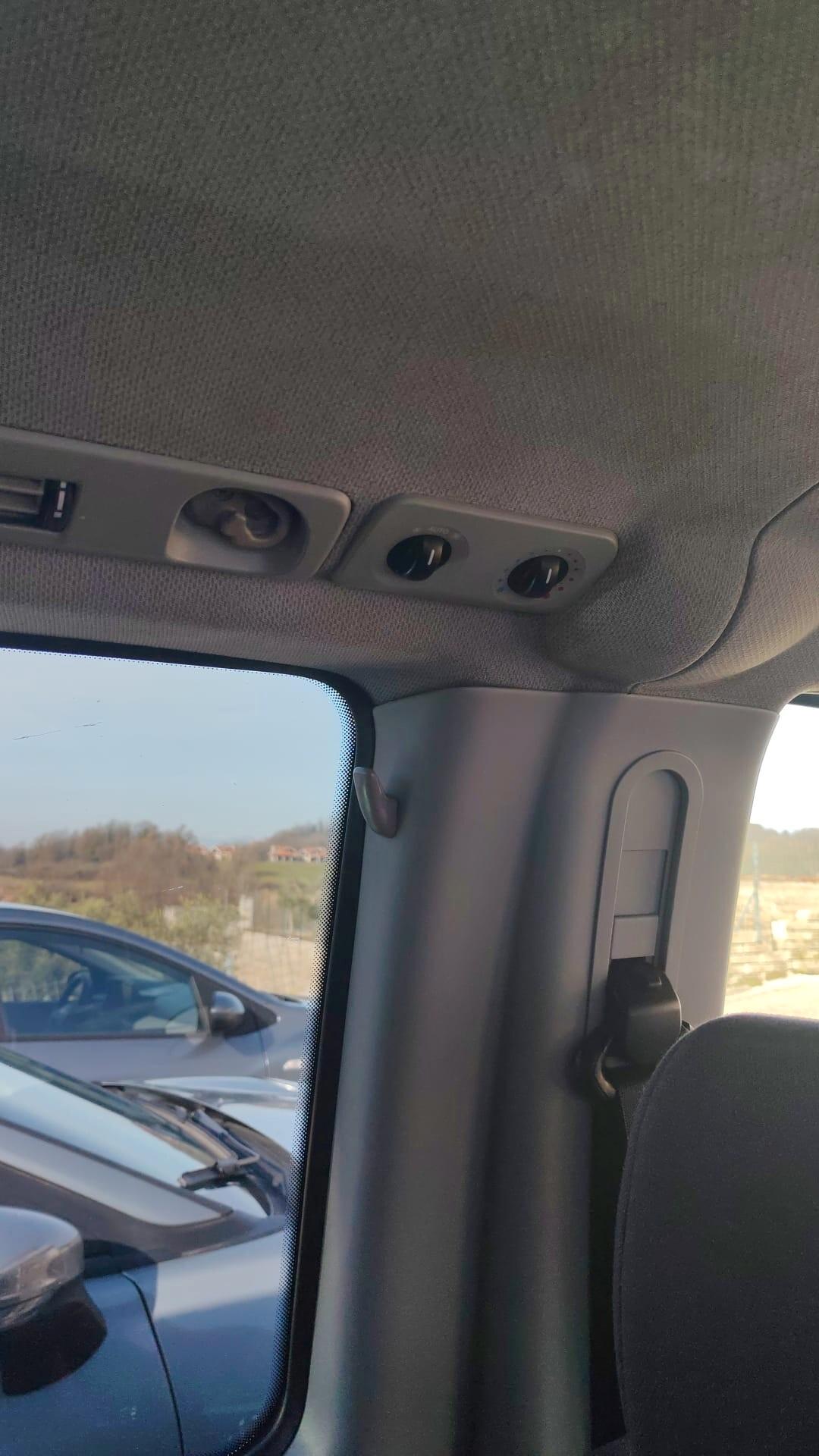 MERCEDES VITO 3.0 V6 204 CV – 9 POSTI AUTOMATICO