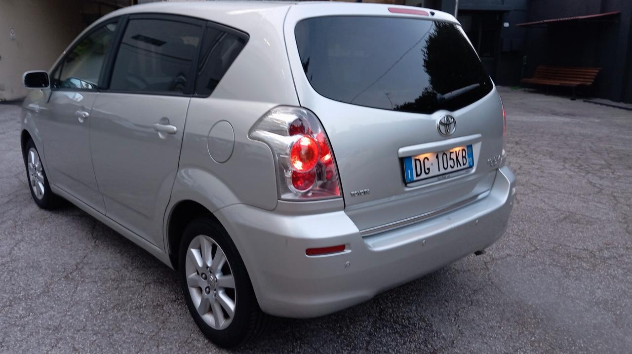 Toyota Corolla Verso 1.6 16V Sol