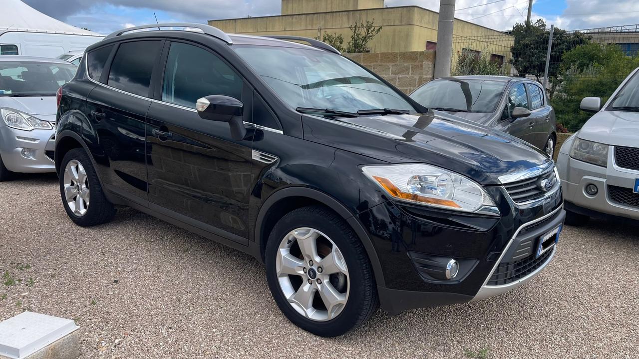 Ford Kuga 2.0 TDCi 140 CV tetto panoramico