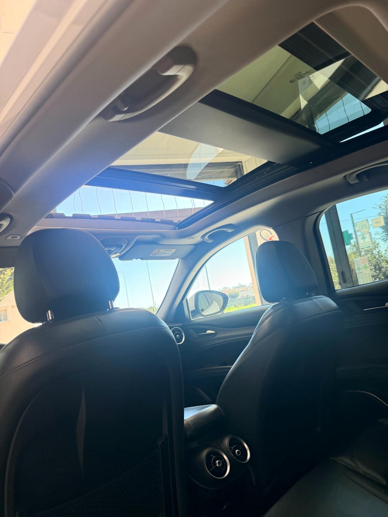 Alfa Romeo Stelvio 2.2 t Super Q4 210cv auto TETTO APRIBILE,TELECAMERA,SEDILI RISCALDABILI,NAVI,ANDROID AUTO,BLOCK SHAF