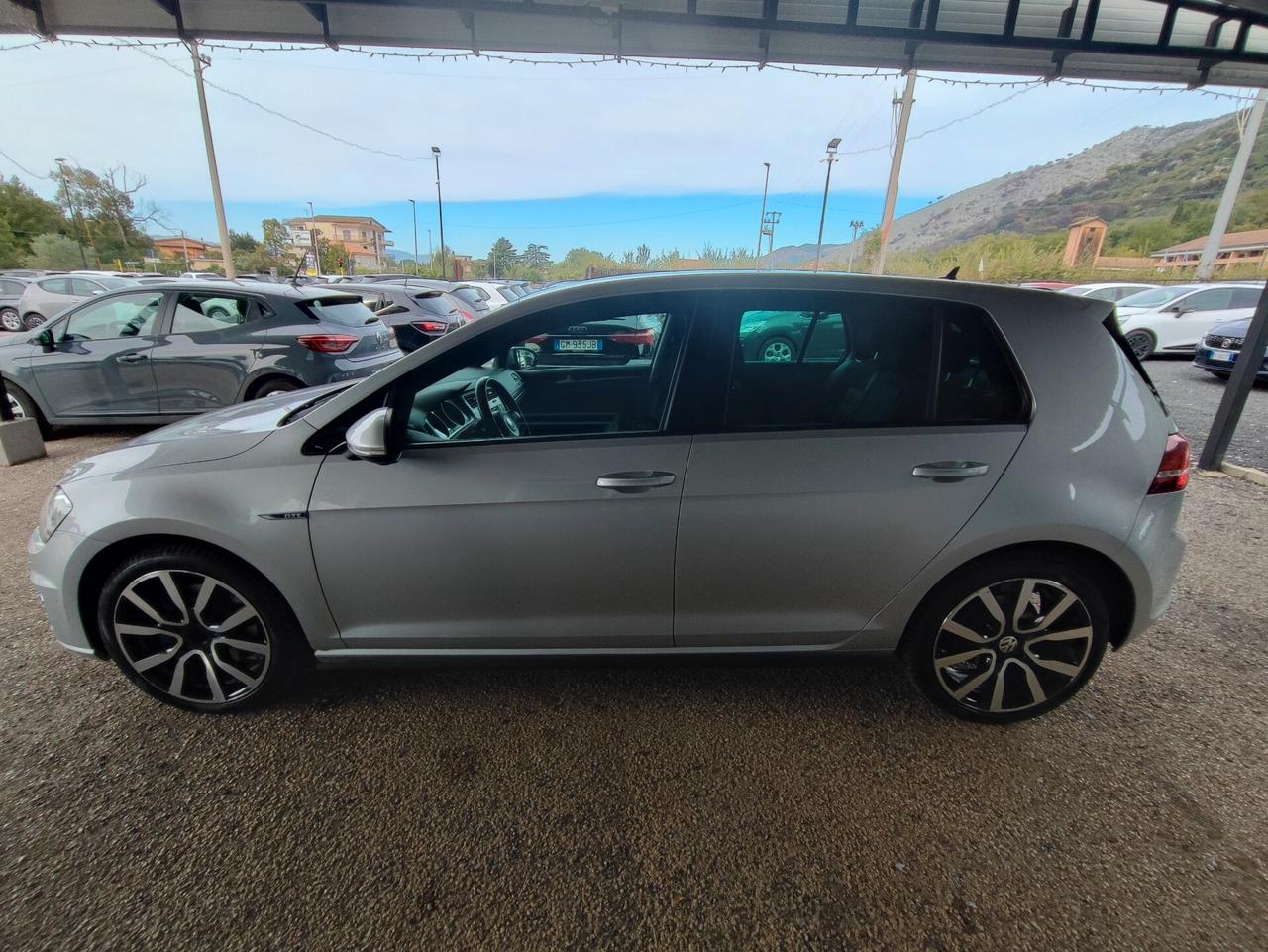 Volkswagen Golf GTE 1.4 TSI DSG 5p. Plug-In-Hybrid