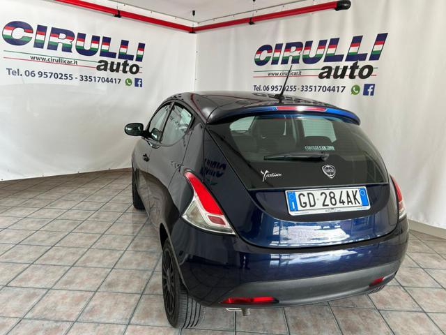 LANCIA Ypsilon 1.2 69 CV 5 porte GPL Ecochic Silver