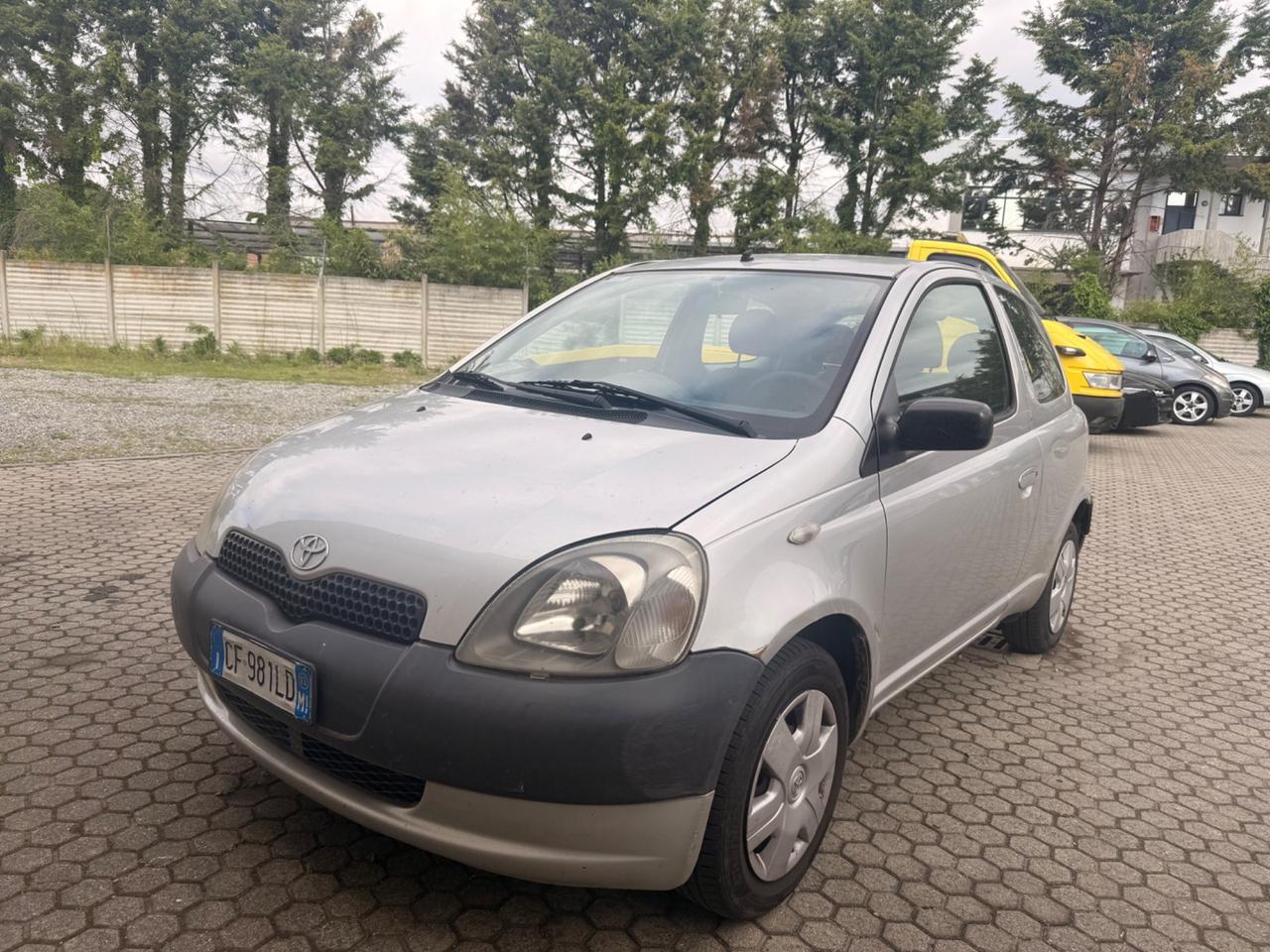 Toyota Yaris 1.0i 16V cat 3 porte