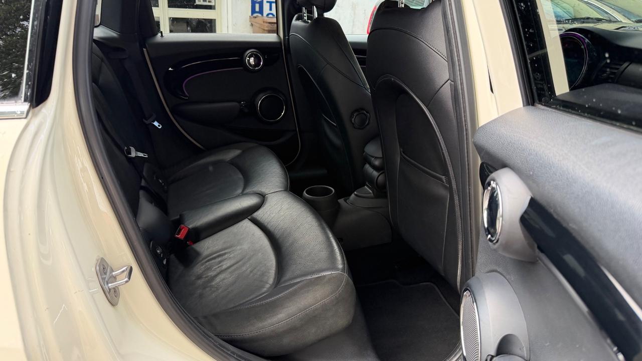 Mini 2.0 Cooper SD Hype 5 porte