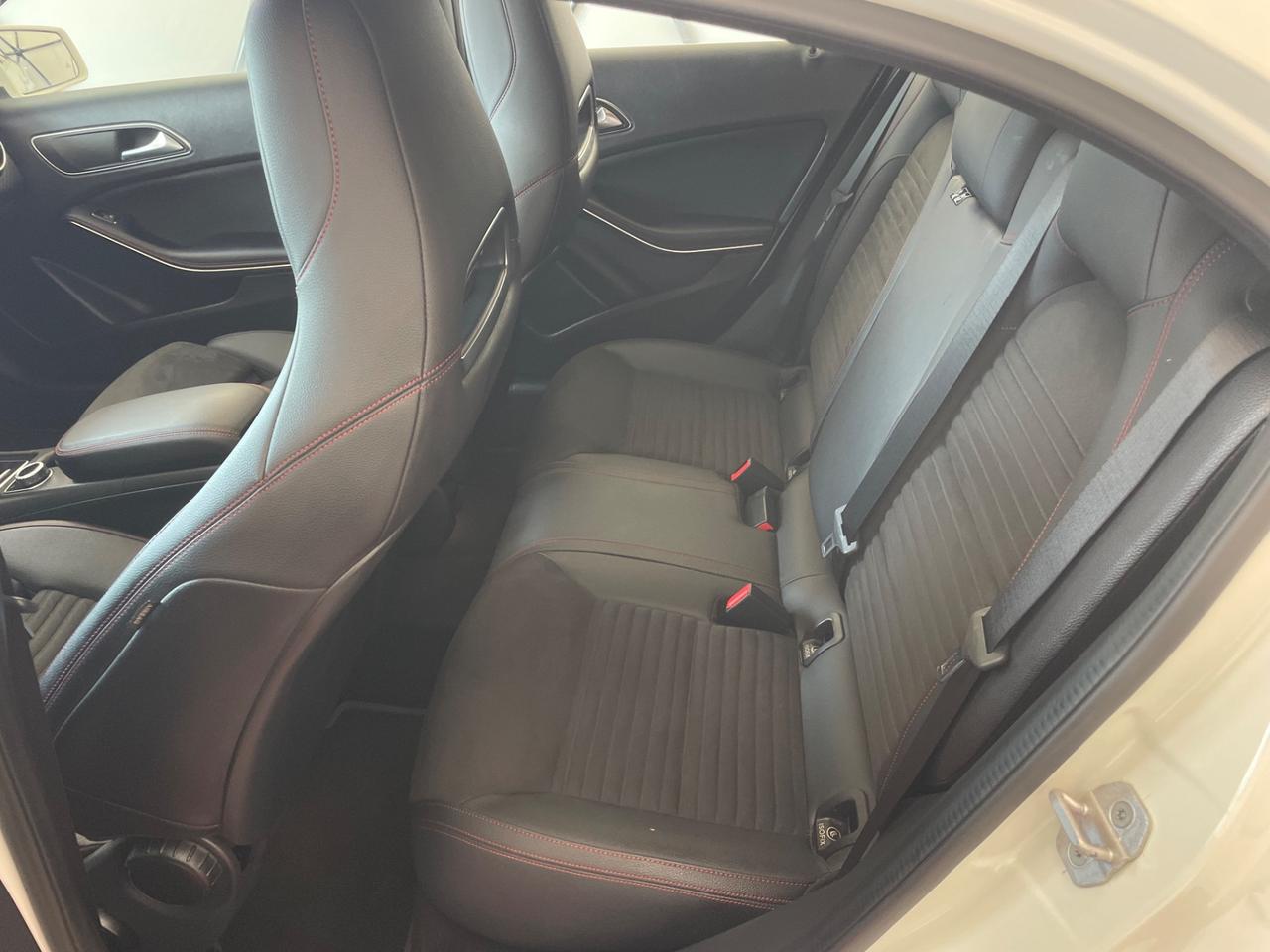 Mercedes-benz A 220 d Automatic 4Matic Premium