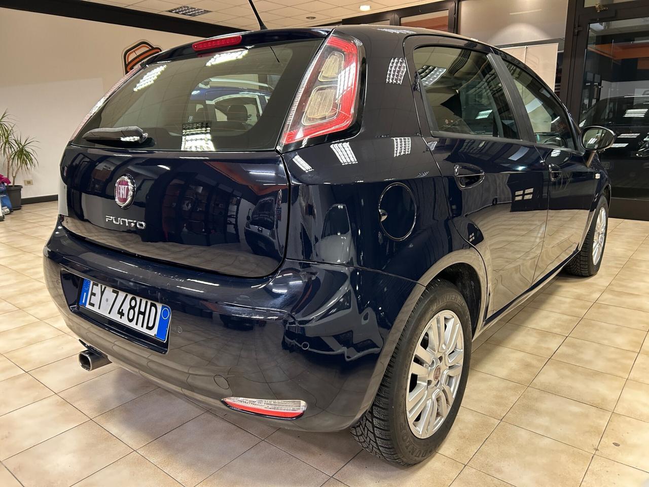 Fiat Punto 2013 1.3 MJT 75 CV 137.000km NEOPATENTATI