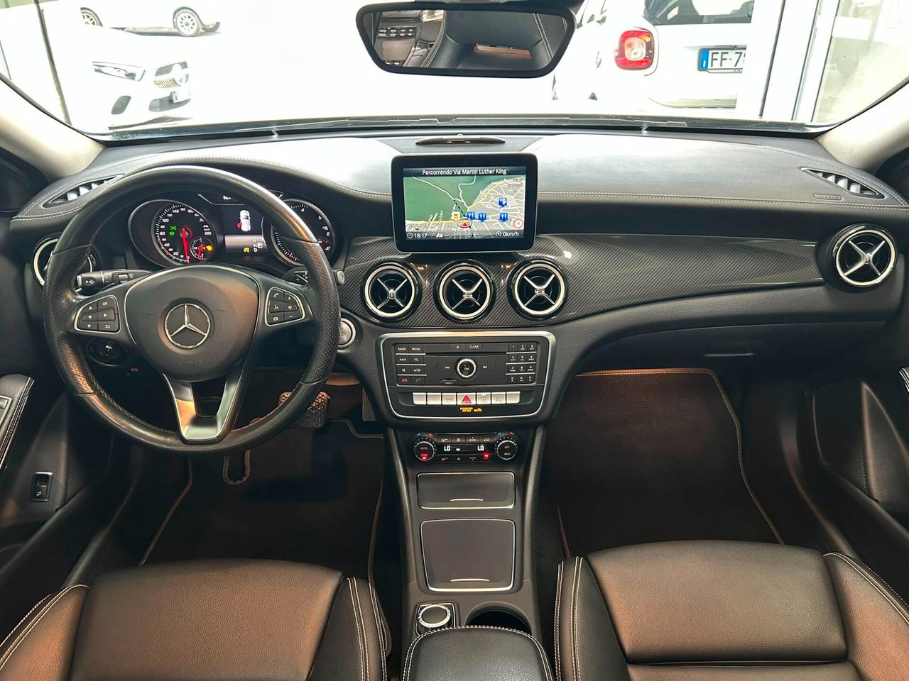 Mercedes-benz GLA 200 d Automatic Premium Night Edition