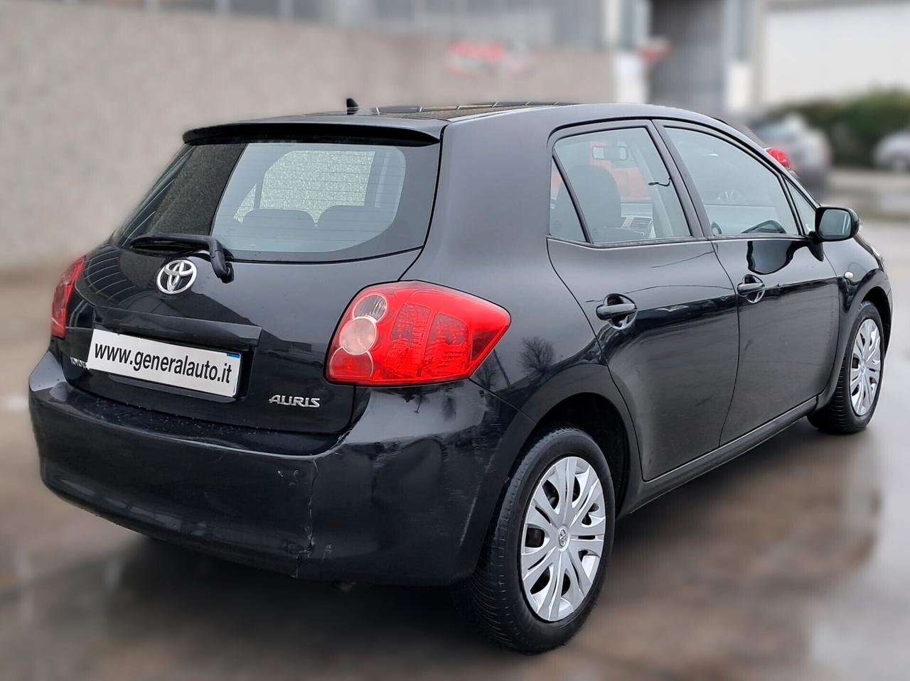 Toyota Auris 1.4 D-4D 5 porte Sol