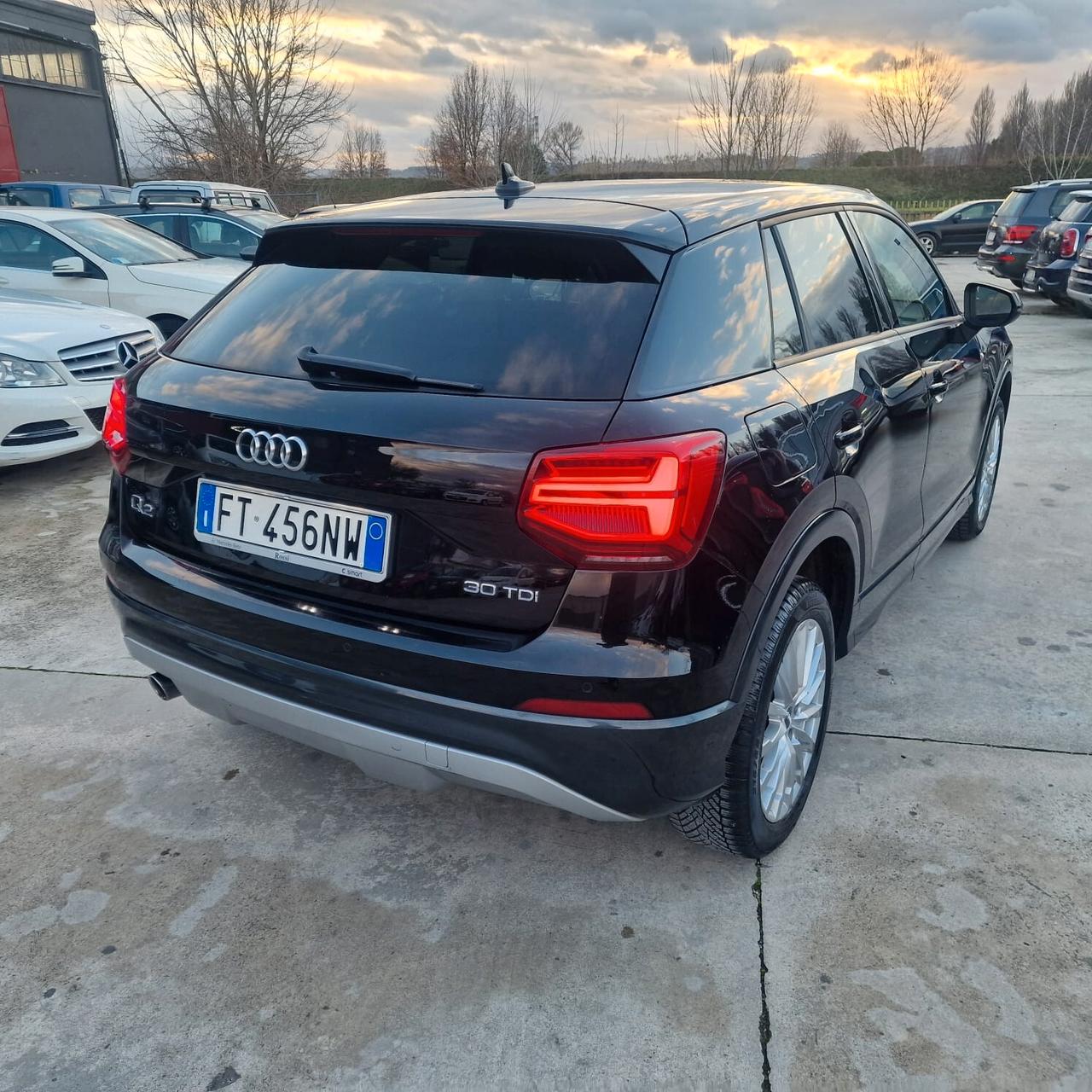 Audi Q2 30 TDI Admired UNICO PROPRIETARIO FARI FULL LED