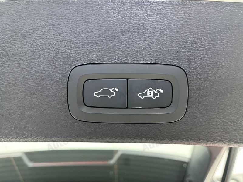 Volvo XC40 T5 RECHARGE PLUG IN CORE AUT